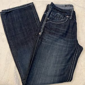 Men’s jean! Buckle black